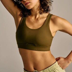 Outdoor Voices Coolform Sports Bra Olive Green Women’s Size Small Adjustable